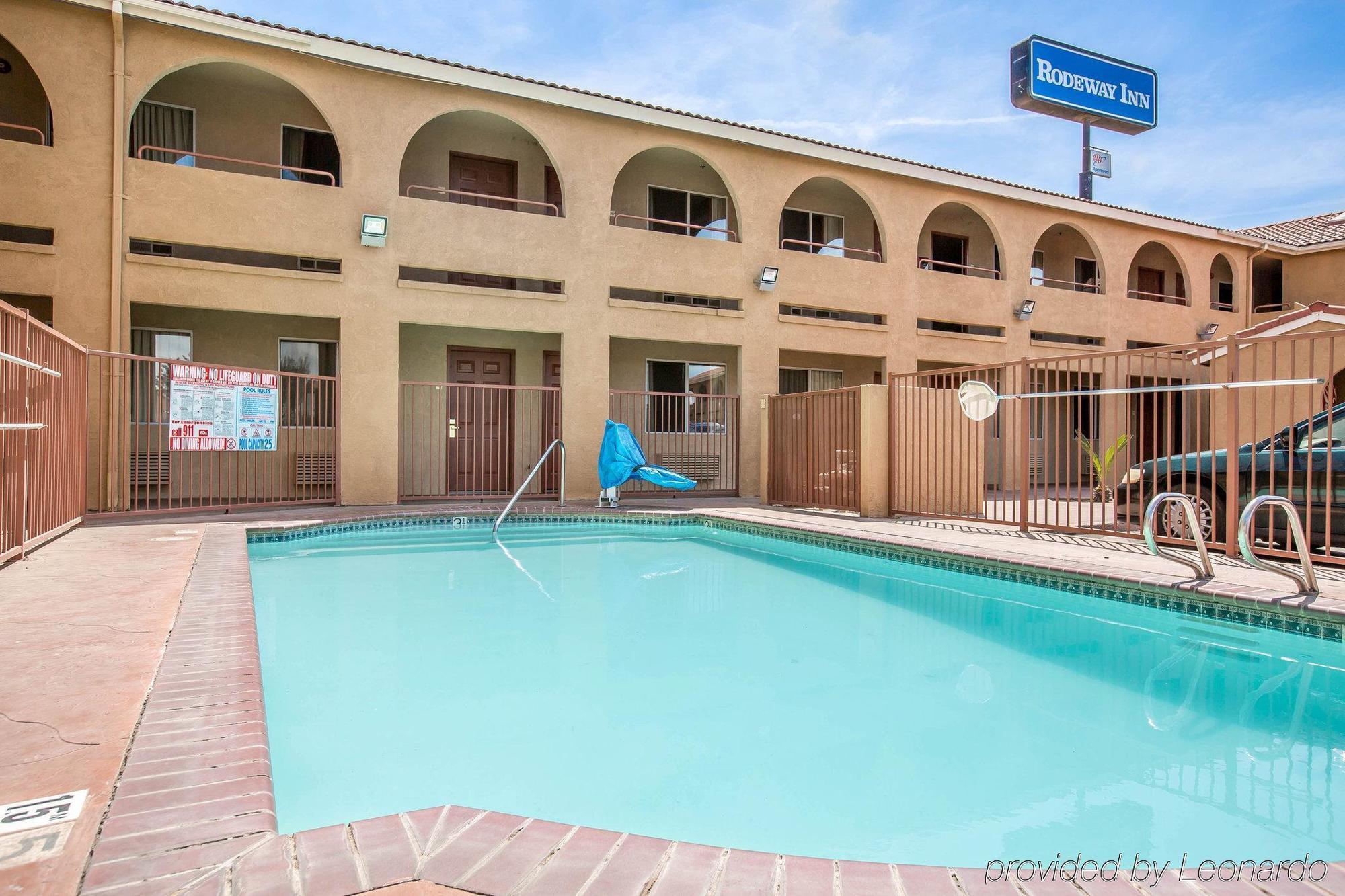 Rodeway Inn Delano Exterior foto