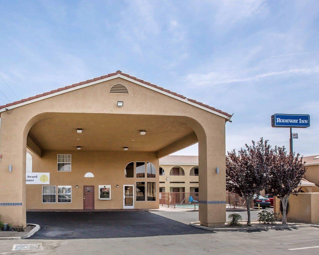 Rodeway Inn Delano Exterior foto